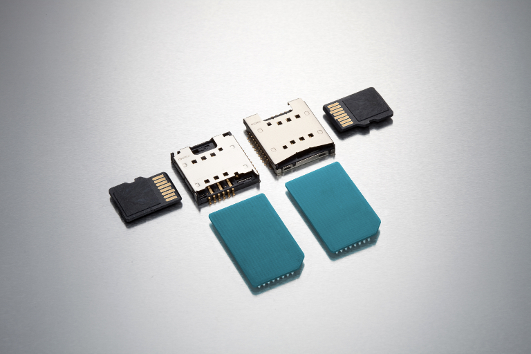 microSD／SIMカードコンボコネクター