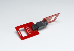 新型直交タイプのミッドプレーンコネクター「Impact™」シリーズ