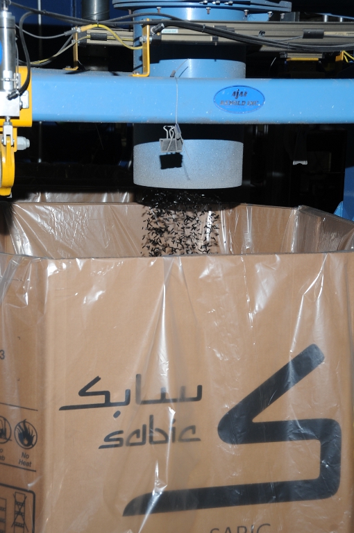 SABICのミシシッピー州ベイセントルイスコンパウンド工場での製造風景