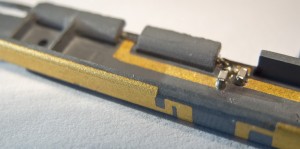 帯域幅拡大アンテナ技術「MobliquA™テクノロジー」を用いたアンテナ見本