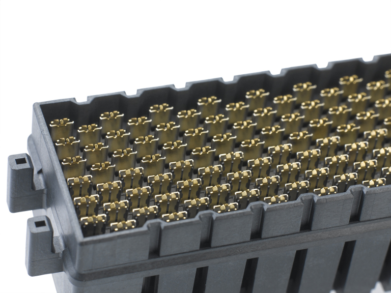 NeoScale?高速メザニンシステム