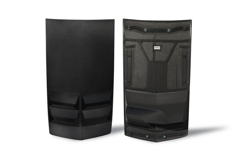 SABICのVALOX?樹脂製ウォーターデフレクターと統合されたシボレーカマロZL1スポーツカーのエアエクストラクタ