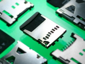 プッシュ・プルタイプ「microSDコネクター」