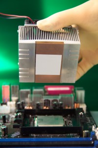 電子機器用途向け高熱伝導性放熱コンパウンド