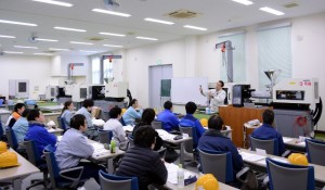 日精スクール実習風景