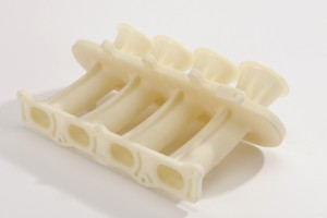 Sinterline™ Technyl®パウダーで作られた自動車用吸気マニホールド