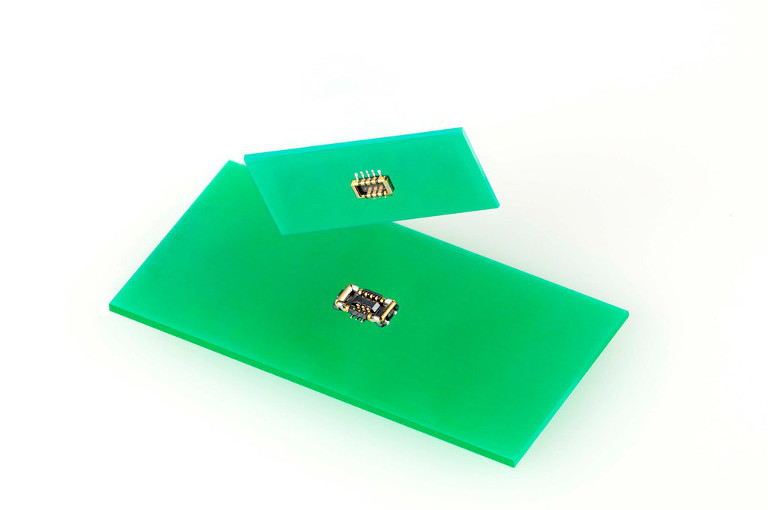 SlimStack Armor基板対基板用コネクター