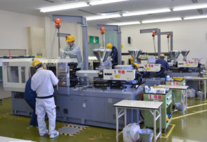 成形入門コースの実習風景