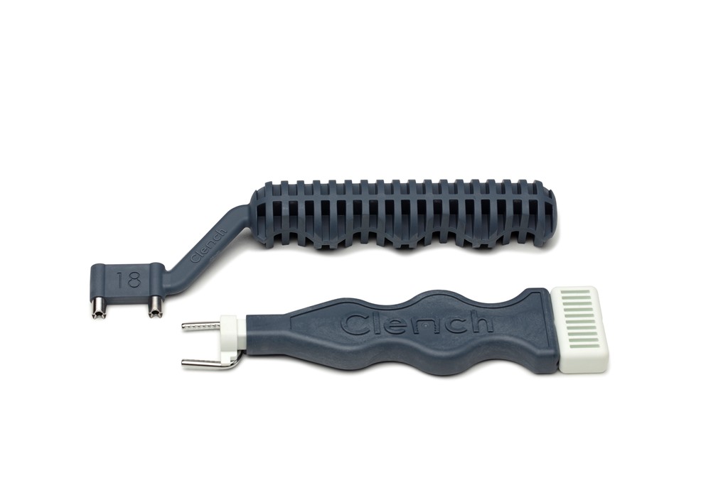 Reign Medical社の整形外科および足病手術用高強度化圧迫ステープルシステムにソルベイの高剛性Ixef(r) PARAが採用