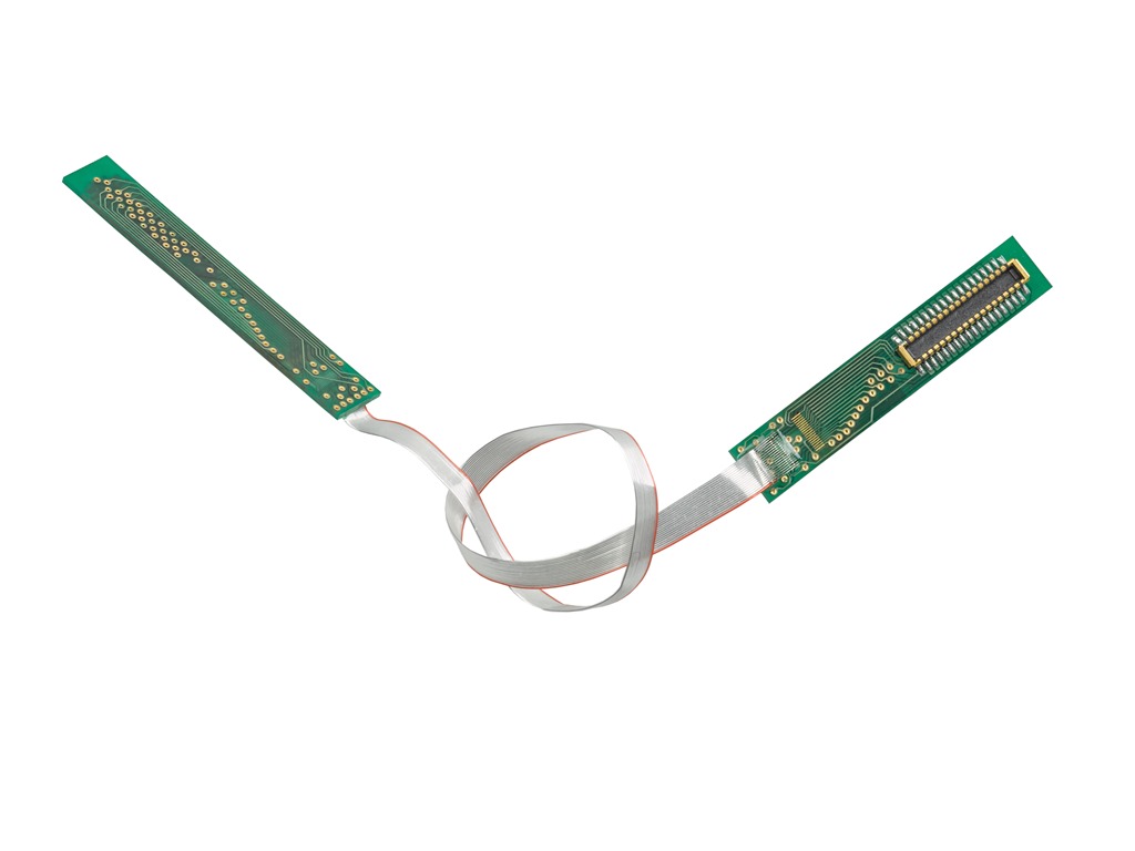 極細電線をはんだ付けする自動化技術マイクロターミネーションを発表