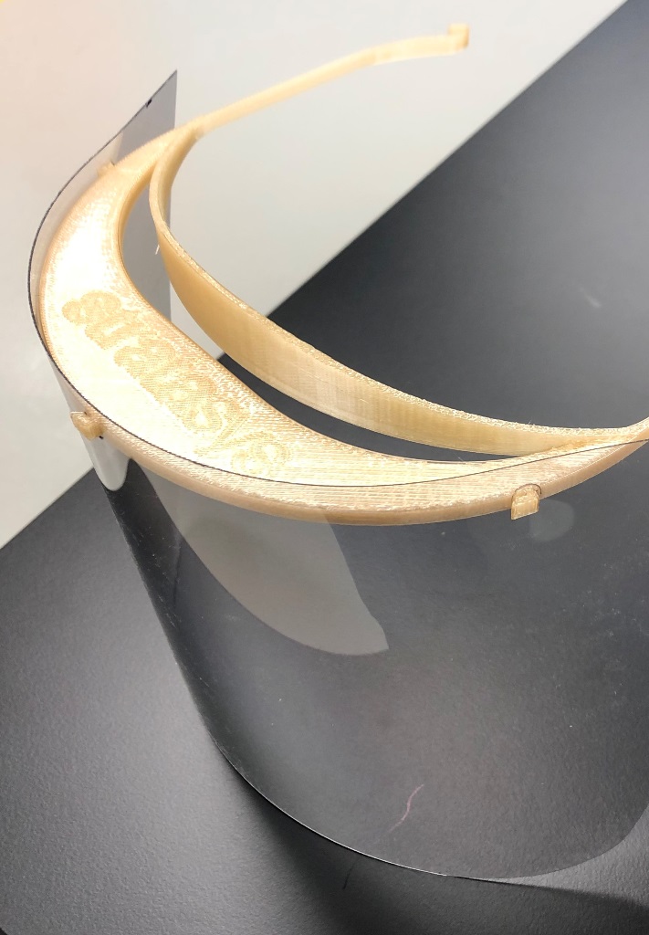 新型コロナウィルス防護用フェイスシールドでボーイングと提携